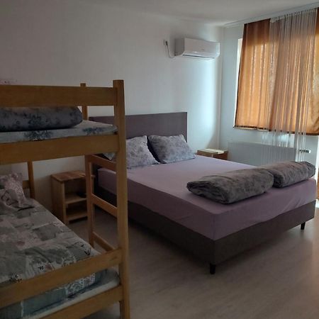 Restoran Bmb Hotel Odzak ภายนอก รูปภาพ